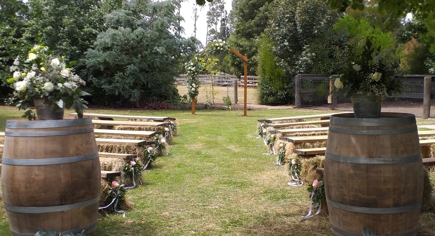 Barrel arrangements, seat ends, Archway arrangements