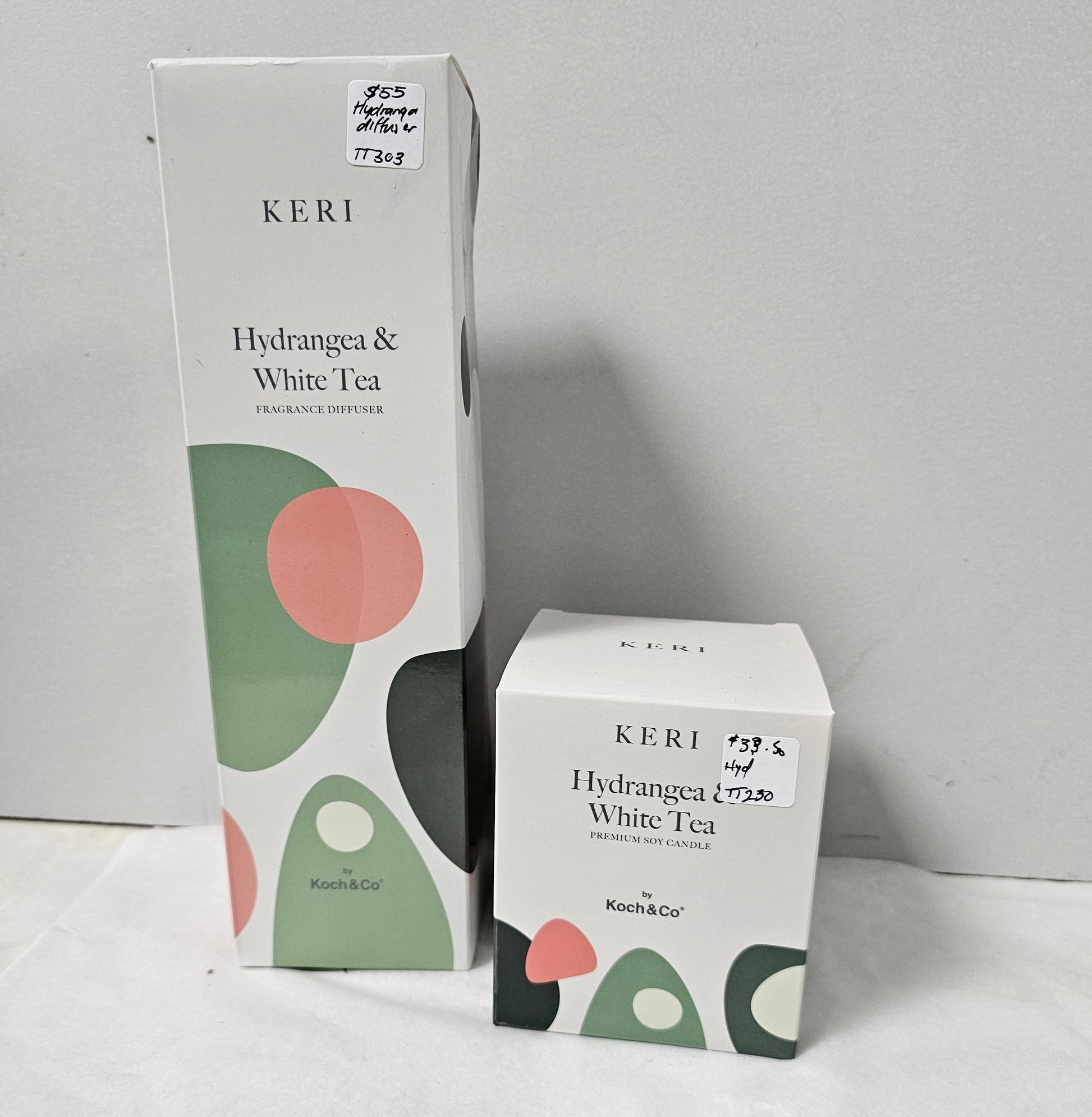 Hydrangea and white tea diffuser and candle