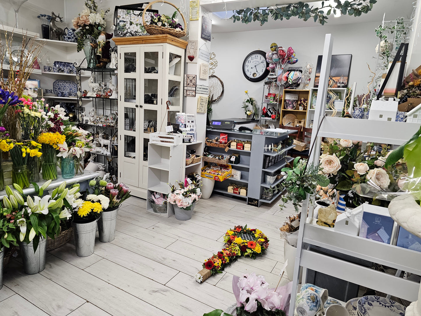 The interior - Broadfield Flowers Florist Lincoln