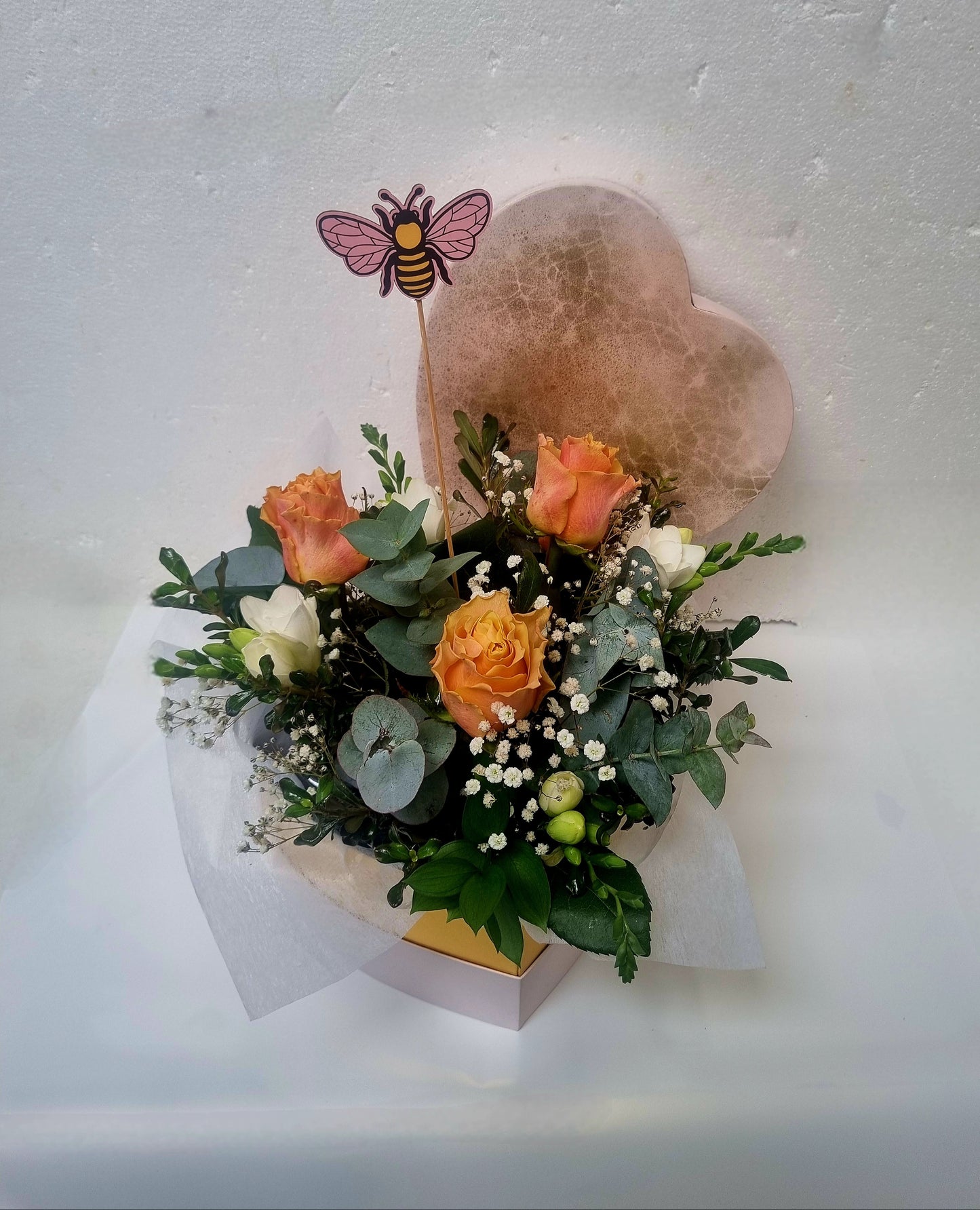 Bee my Sweetheart ! - Broadfield Flowers Florist Lincoln