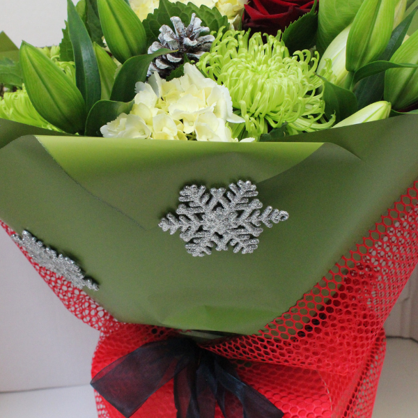 Mistletoe and Wine - Broadfield Flowers Florist Lincoln