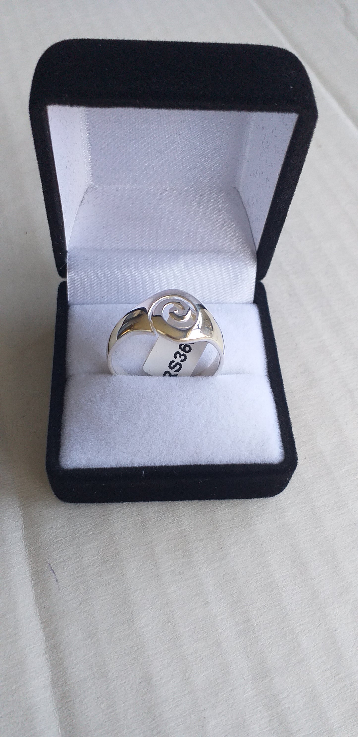 Ring, Sterling Silver, swirl design - Broadfield Flowers Florist Lincoln