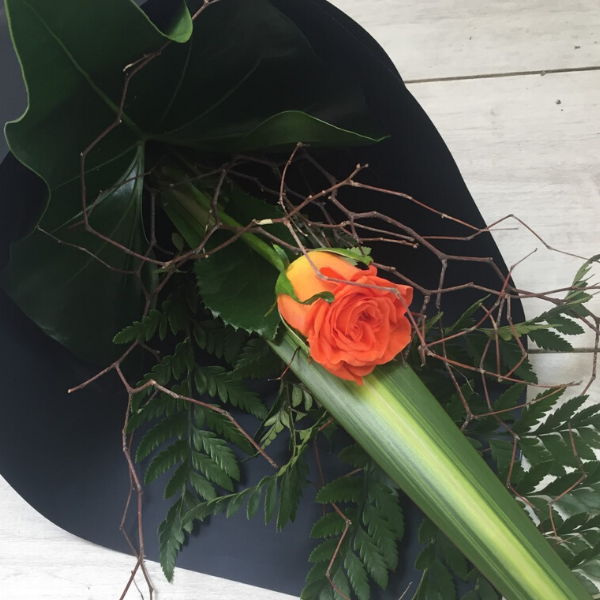 Single Rose - Broadfield Flowers Florist Lincoln