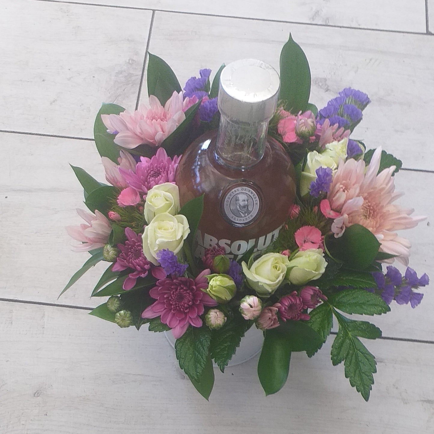 Gift Basket, Special Occasion Box or Bucket - Broadfield Flowers Florist Lincoln