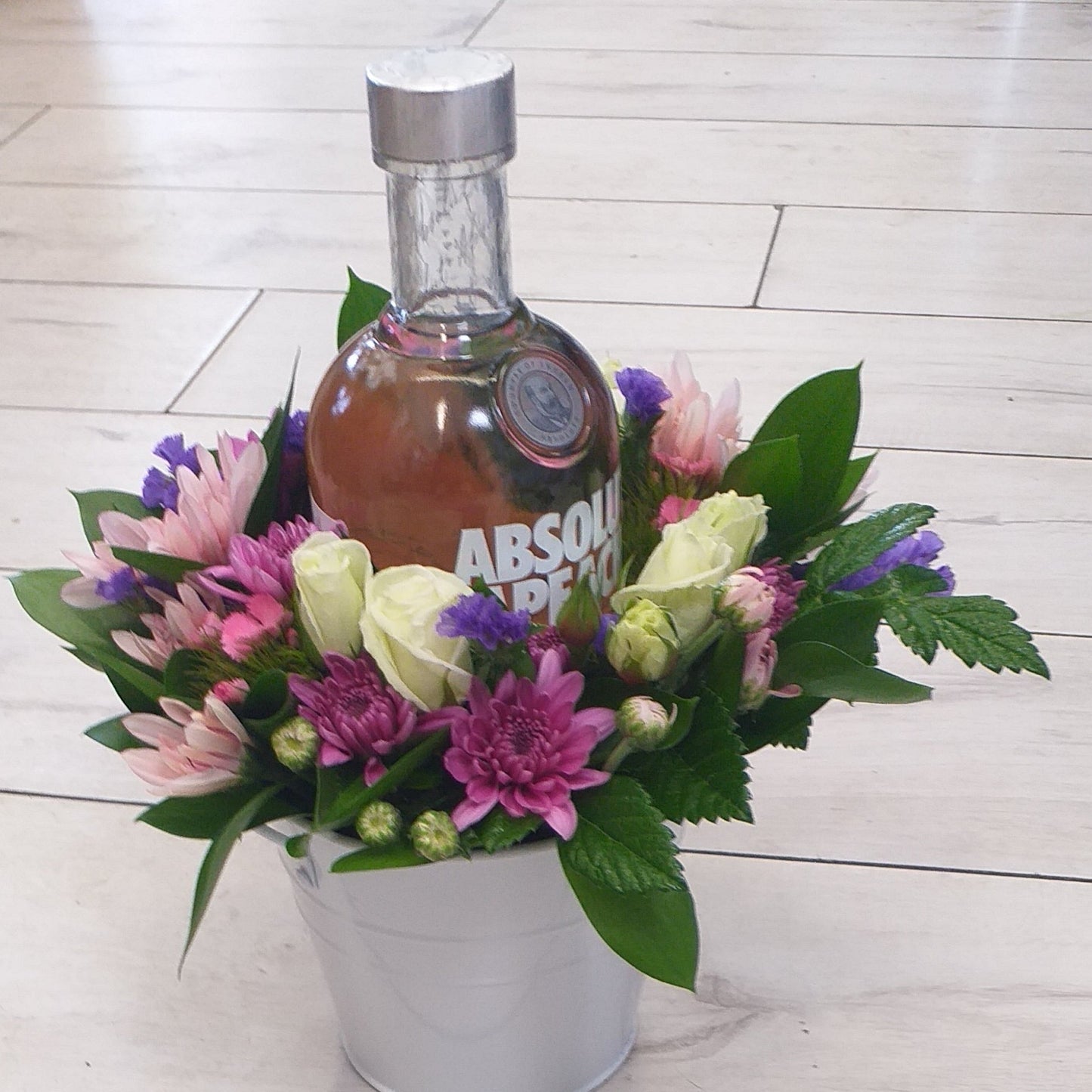 Gift Basket, Special Occasion Box or Bucket - Broadfield Flowers Florist Lincoln