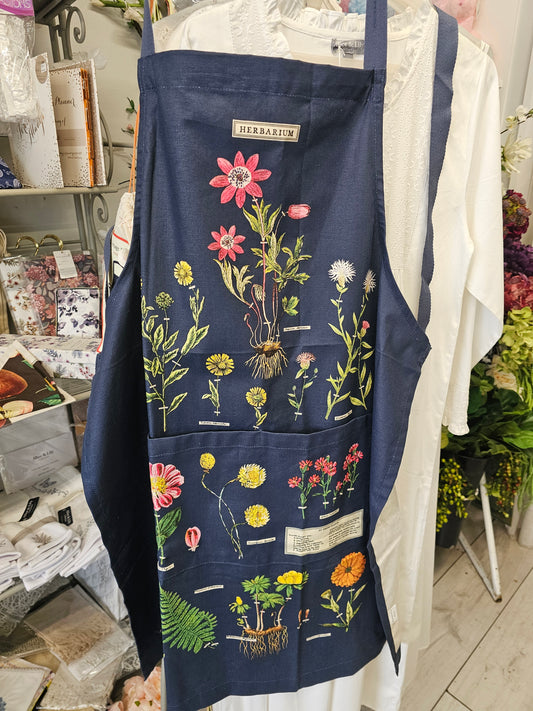 Linen, Aprons, tea towels, hand towels, facecloth, bridal pillow cases, bridal horse shoes, table mats - Broadfield Flowers Florist Lincoln