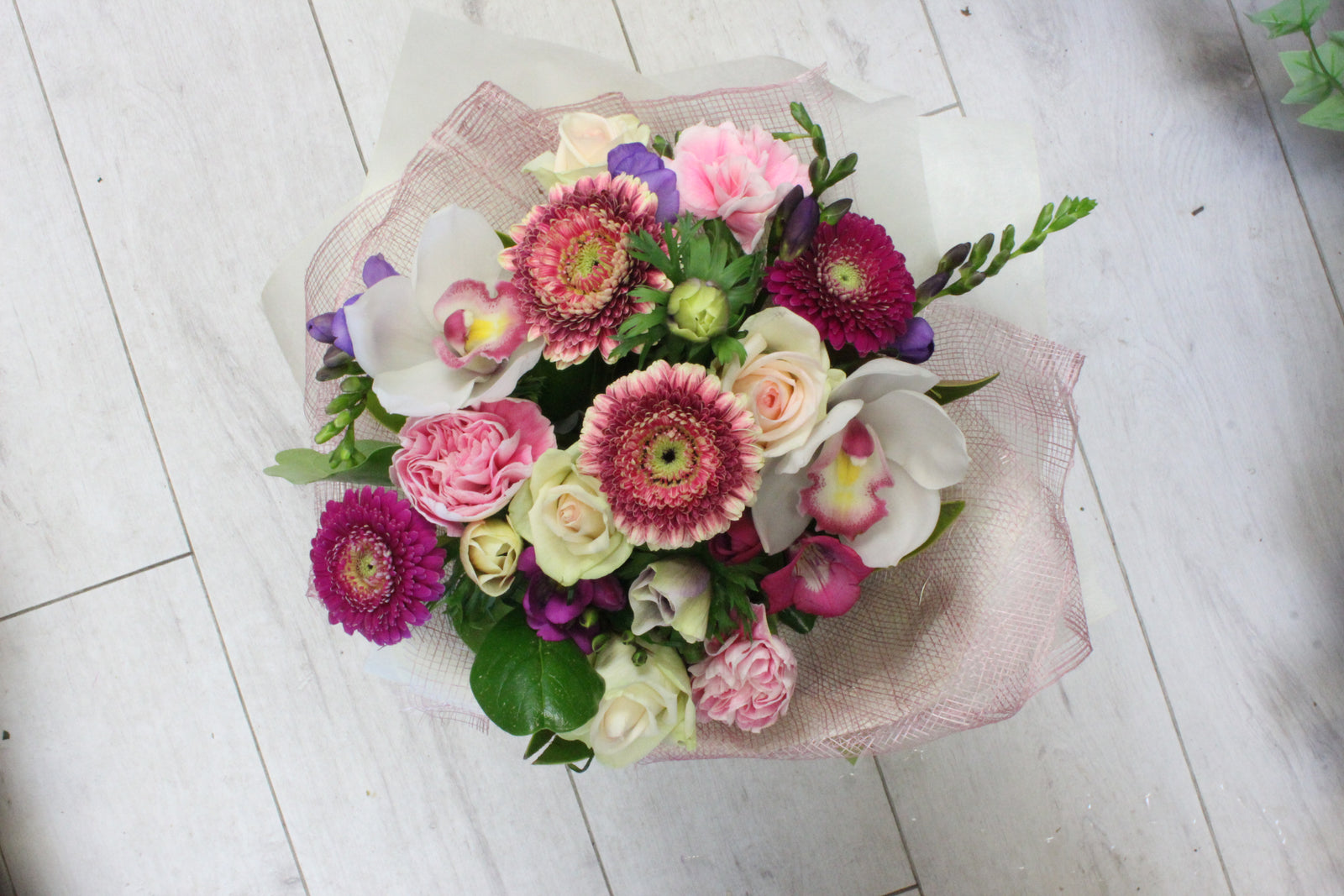 Broadfield Flowers Florist in Lincoln Flower Bouquets Gift Baskets