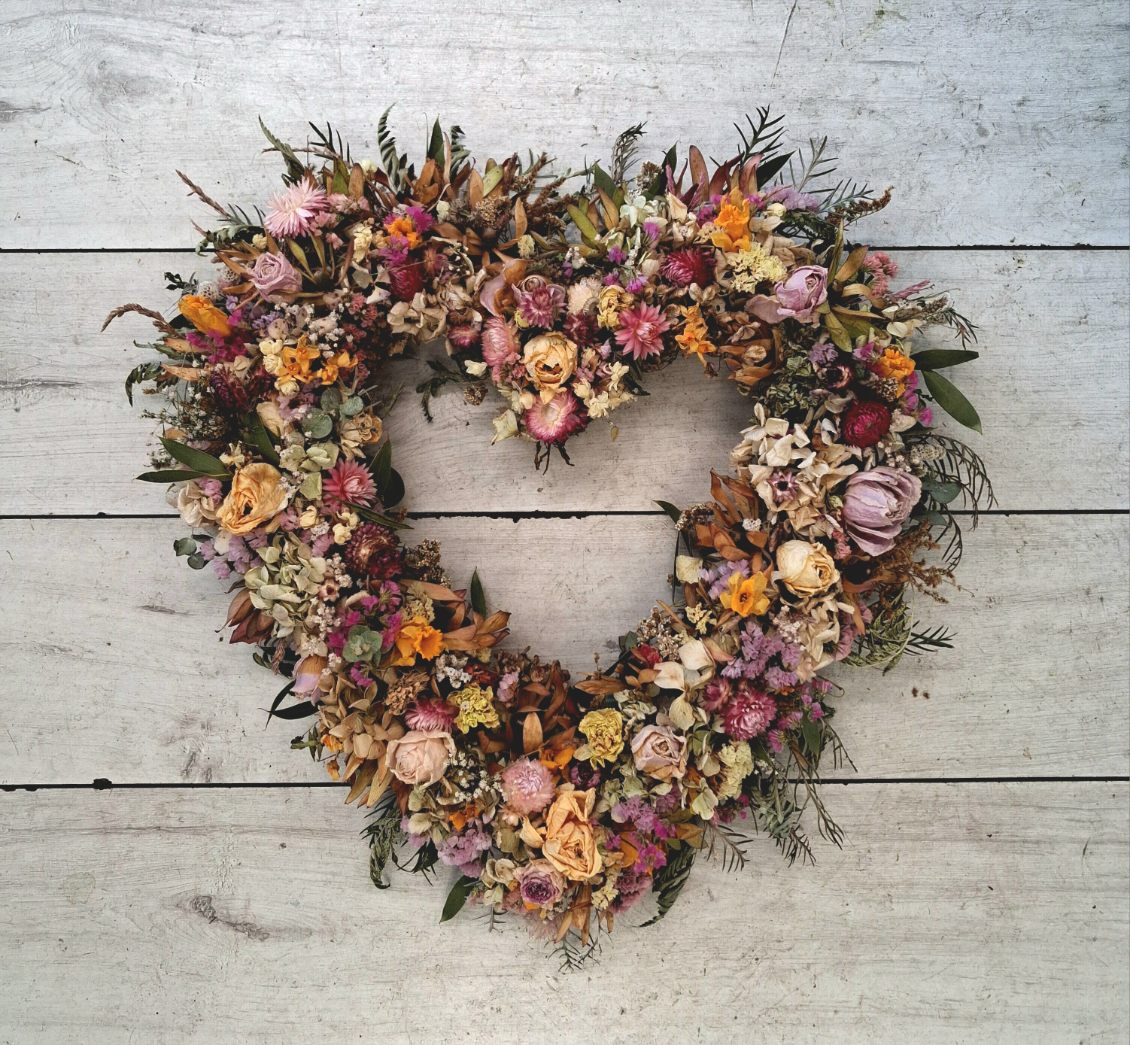 Dried Flowers, Heart lge, Heart sm, Cross, Bouquet, Basket, Hanging arrangement