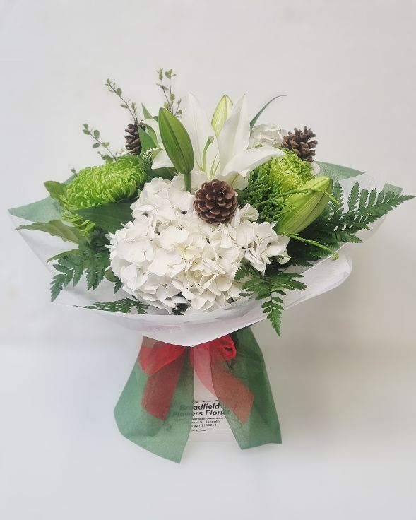 Mistletoe and Wine Flower Bouquet