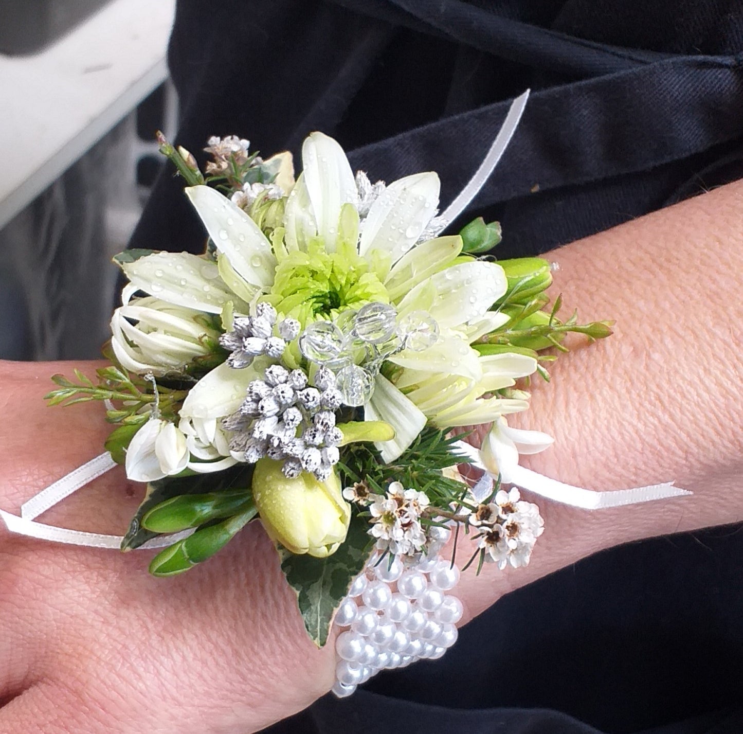 Wedding, Buttonholes, Wrist Corsages - Broadfield Flowers Florist Lincoln