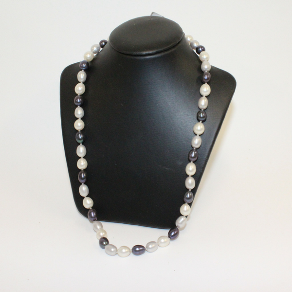 Dark Blue and White Pearl Necklace - Broadfield Flowers Florist Lincoln