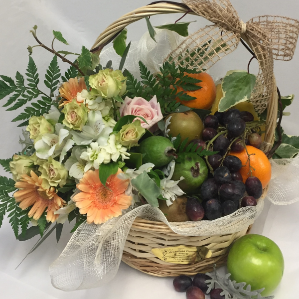 Fruit Gift Basket - Broadfield Flowers Florist Lincoln