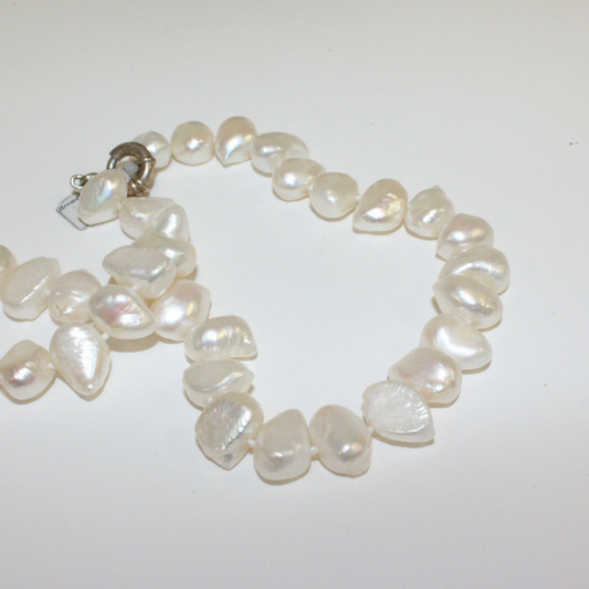Large Beaded White Pearl Necklace - Broadfield Flowers Florist Lincoln