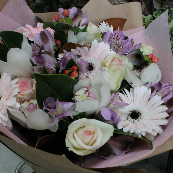 Romance - Broadfield Flowers Florist Lincoln