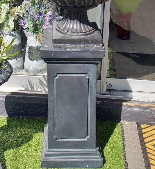 Vases, Pedestal, Medium, Black - Broadfield Flowers Florist Lincoln